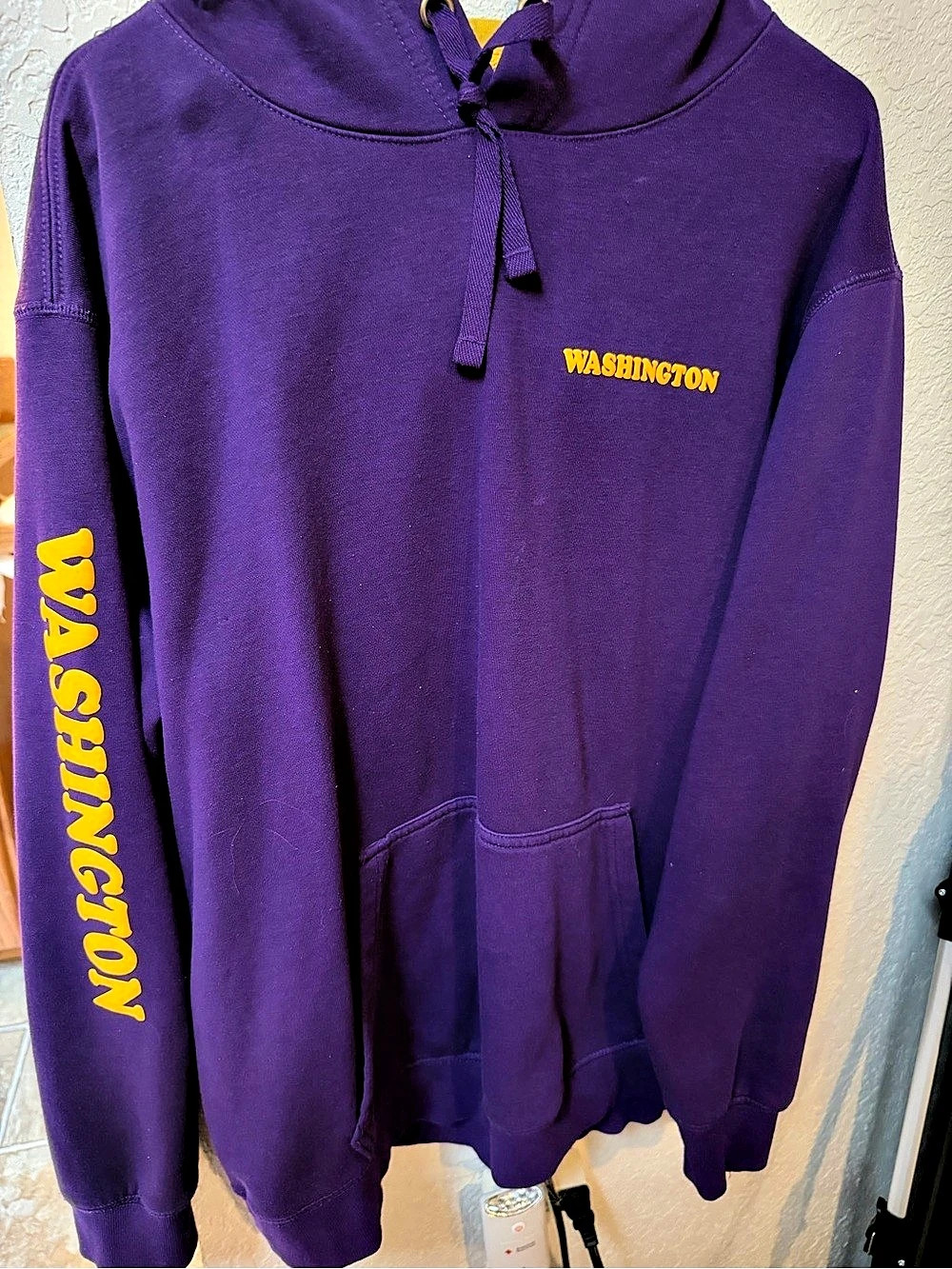Creative Apparel Concepts University of Washington Hoodie Purple XL